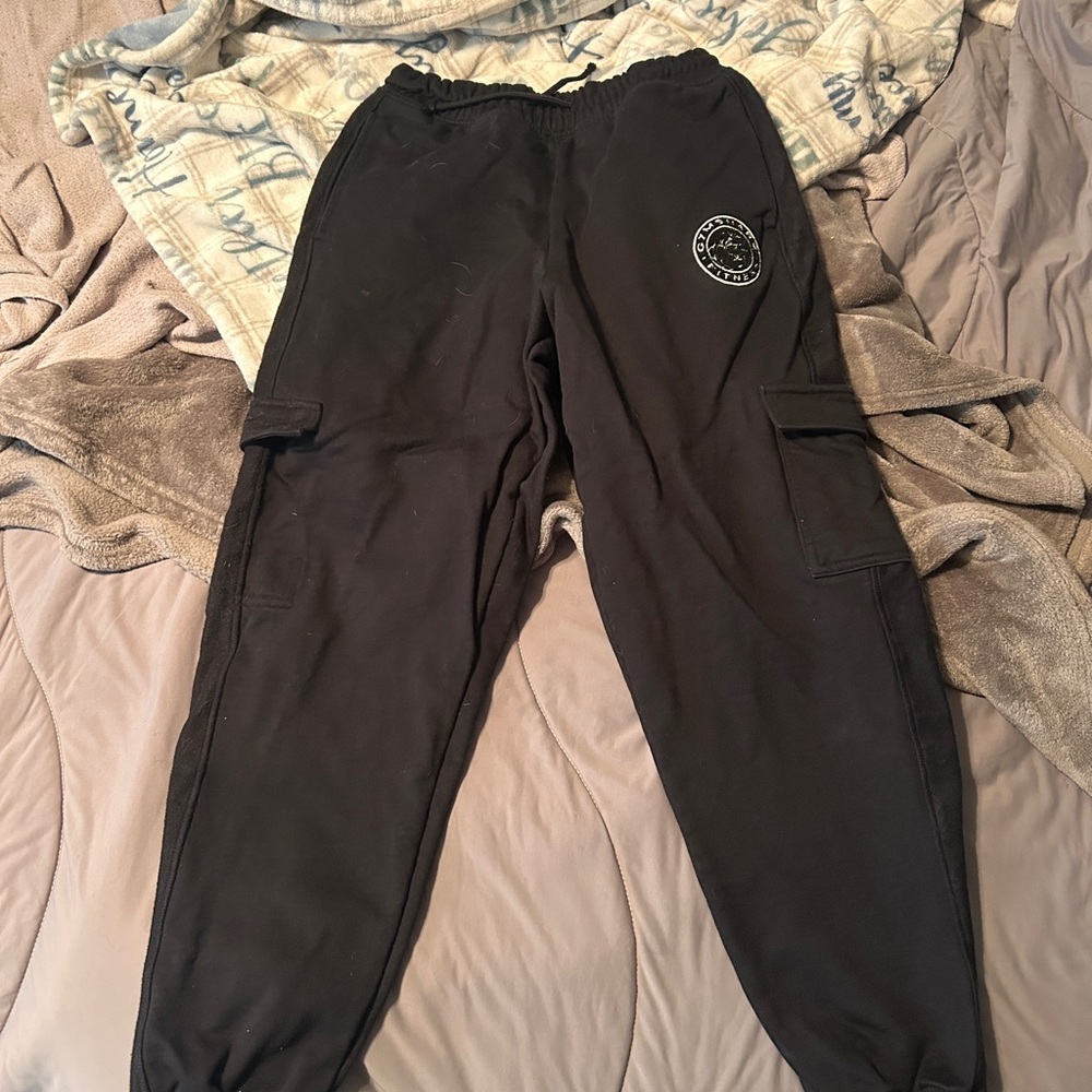 Gymshark Legacy Black Cargo Joggers - Picture 5 of 7